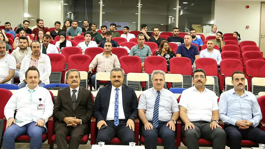 Siirt Tıp Fakültesi Öğrencilerine Oryantasyon Eğitimi