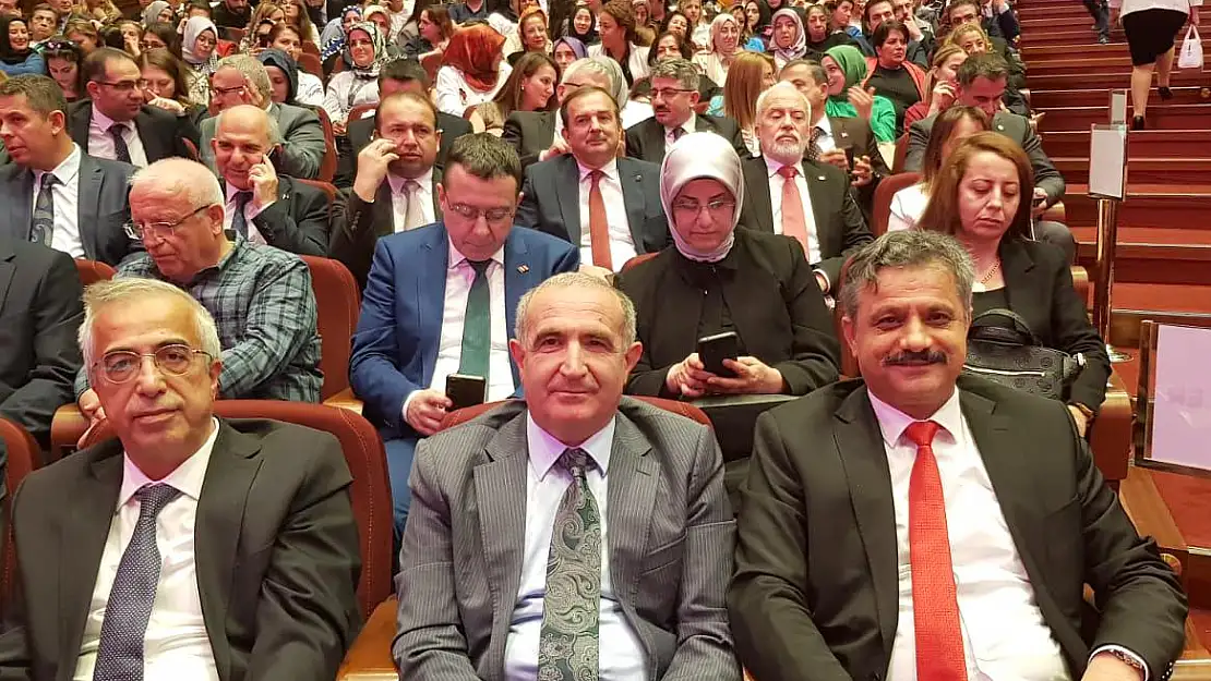 Siirt Üniversitesi Rektörü Prof.Dr.Nihat Şındak 'Normal Doğum Eylem Planı Toplantısına' Katıldı