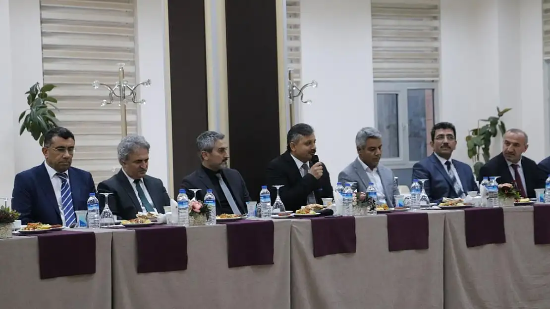 SİİRT ÜNİVERSİTESİ, SİVİL TOPLUM KURULUŞLARI İLE İFTAR PROGRAMINDA BİR ARAYA GELDİ
