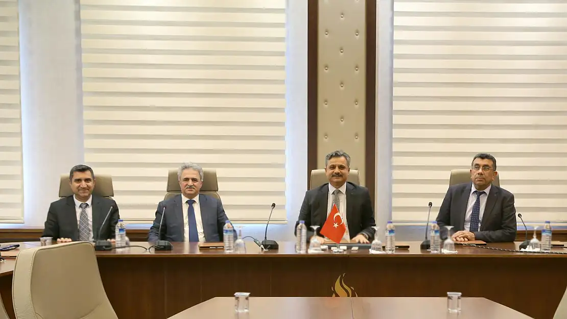 Siirt Üniversitesinde Kalite Yönetim ve Güvence Sistemi Toplantısı