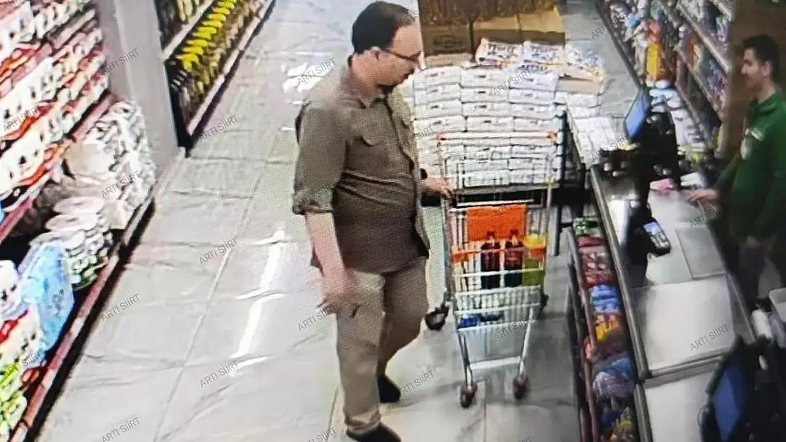 Siirt Valisi Dr.Kemal Kızılkaya 'Tek Başına' Marketleri Denetledi