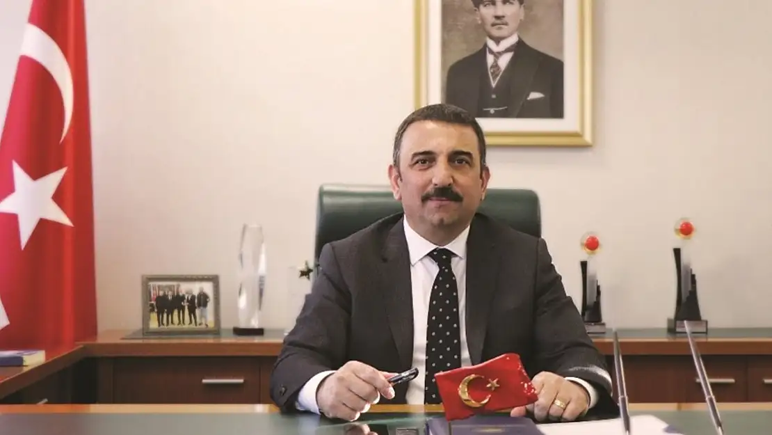 SİİRT'İN, PANDEMİDE İYİ NOKTADA OLDUĞUNU BELİRTEN VALİ OSMAN HACIBEKTAŞOĞLU:  'GEVŞEME YOK, KURALLARA UYULACAK!'