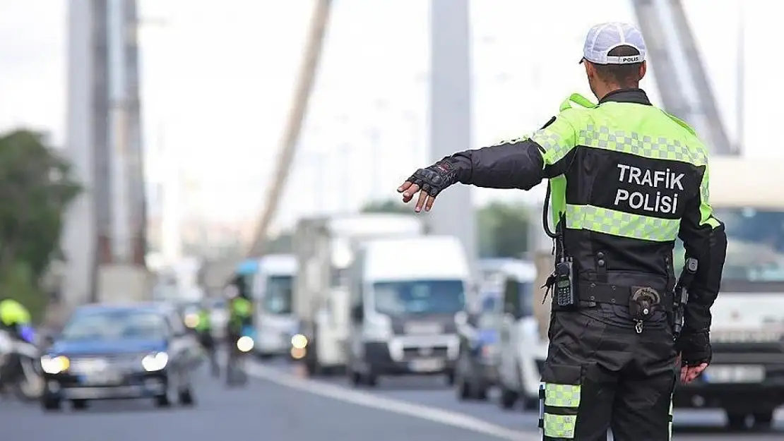 Siirtli Araç Sahipleri Dikkat! Trafikte Yeni Dönem Başlıyor: Kurallara Uymayana Ağır Cezalar Geliyor!