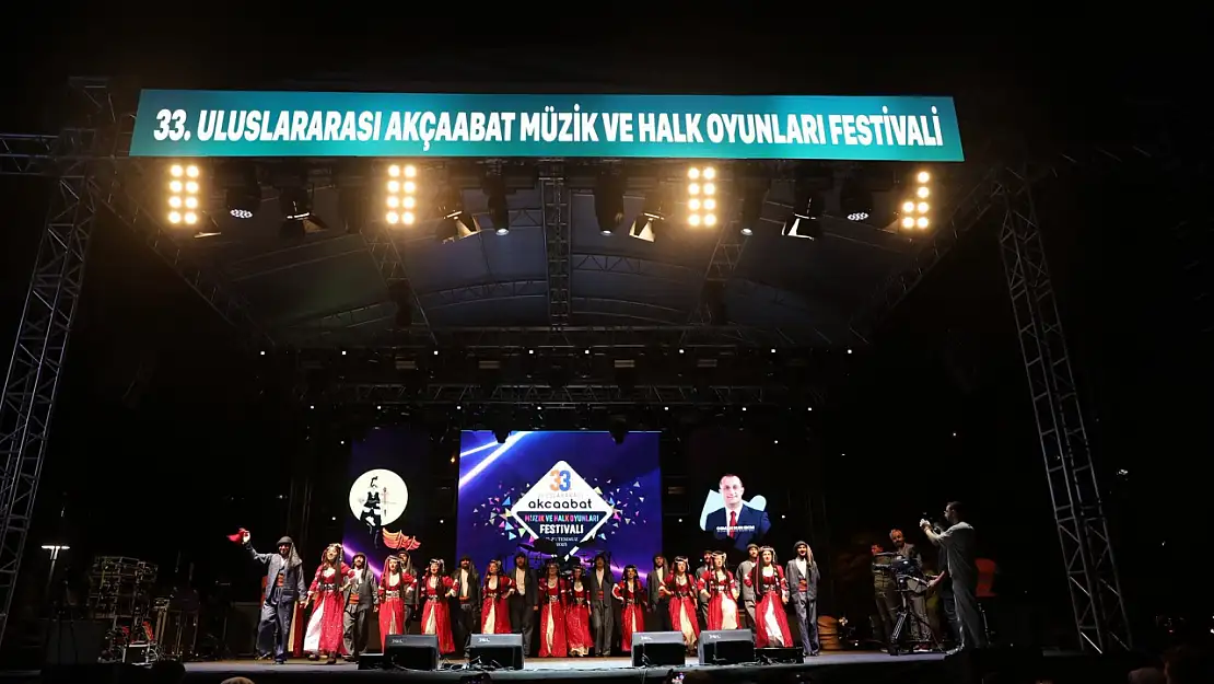 Siirtli Gençlerden Karadeniz'de Yöresel Gösteri