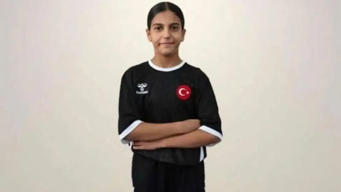 Siirtli Güreşçi Damla Beyan Avrupa'dan Madalya ile Döndü