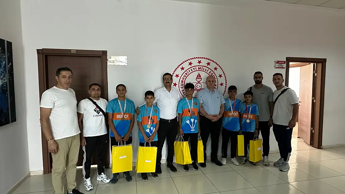 Siirtli Öğrenciler Türkiye Bocce Şampiyonu Oldu: İl Milli Eğitim Müdürü Sadoğlu'ndan Tebrik Ziyareti