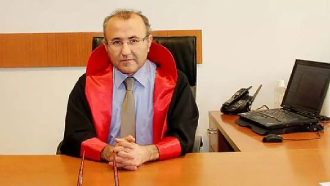 Siirtli, Şehit Cumhuriyet Savcısı  Mehmet Selim Kiraz'ı Rahmet ve Minnetle Anıyoruz