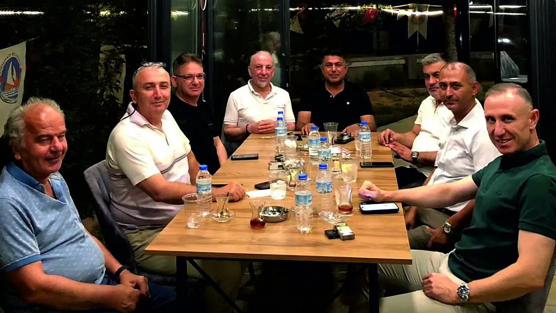 Siirtlilerden Hayrettin Albay İçin Veda Etkinliği