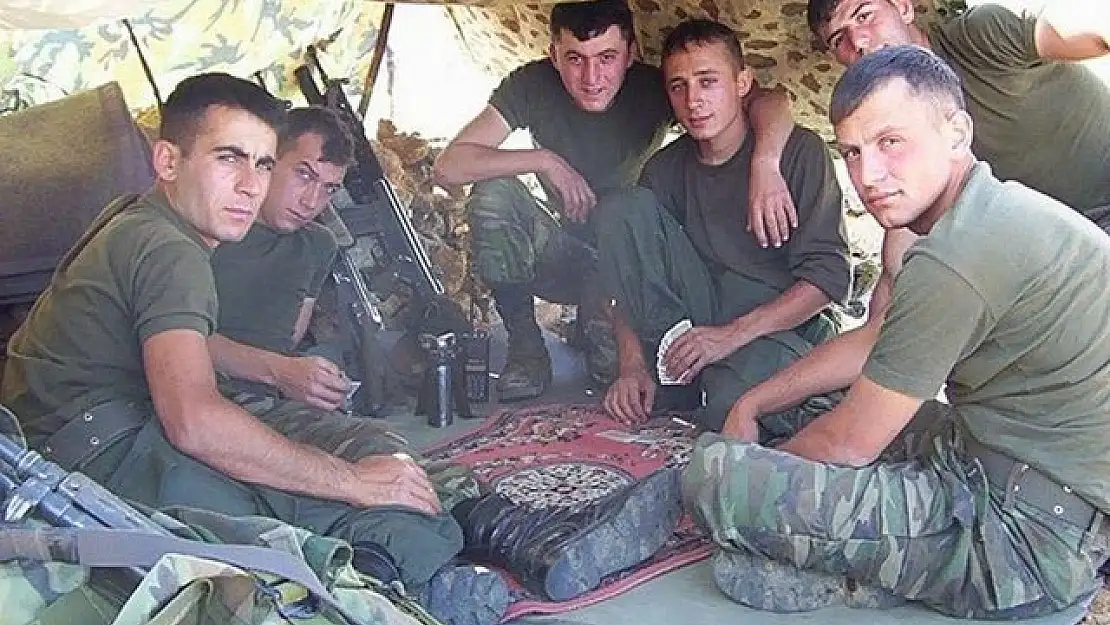 Siirt'te 10 Kasım 2012'de 17 Mehmetçiğin Şehit Düştüğü Elim Helikopter Kazasını Unutmadık!
