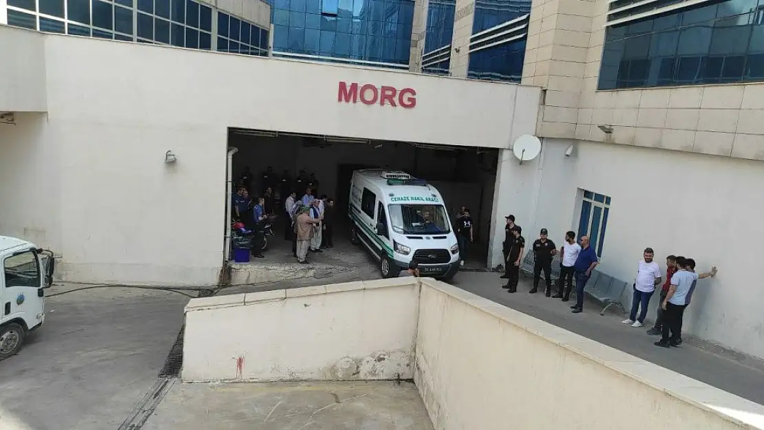 Siirt'te 10. Kattan Düşen Genç Kadın Yaşamını Yitirdi