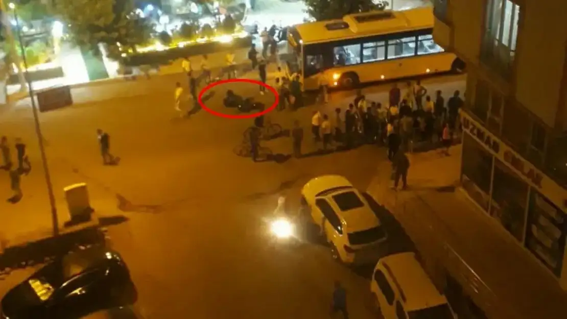 Siirt'te Belediye Otobüsüyle Çarpışan Motosiklet Sürücüsü Hafif Şekilde Yaralandı!