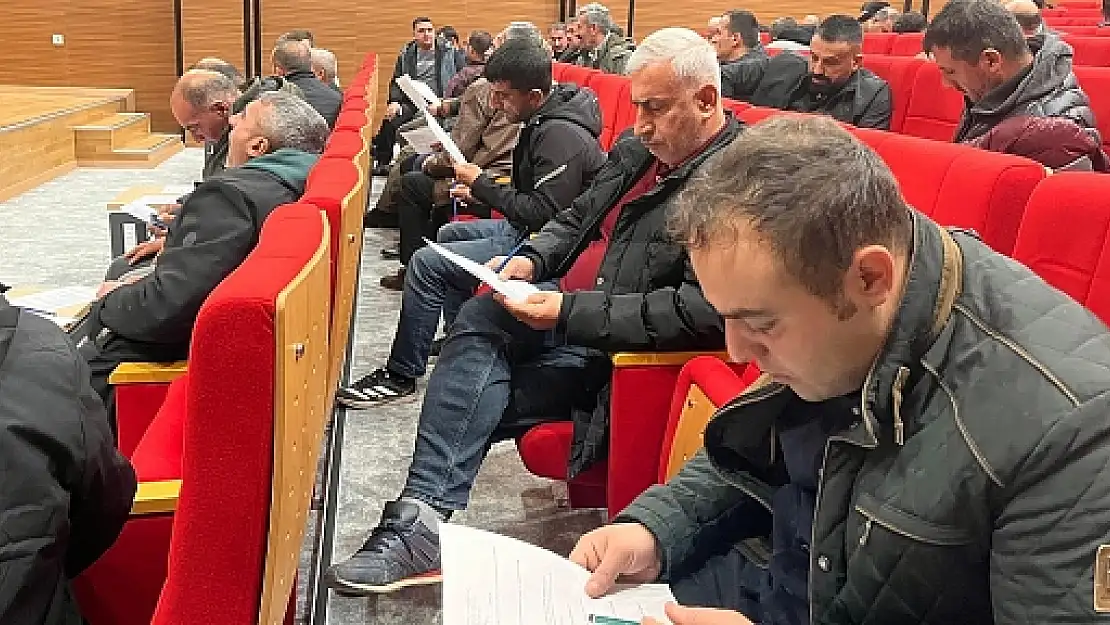 Siirt'te Canlı Hayvan Nakliyeciliği İçin Eğitim ve Sınav Düzenlendi