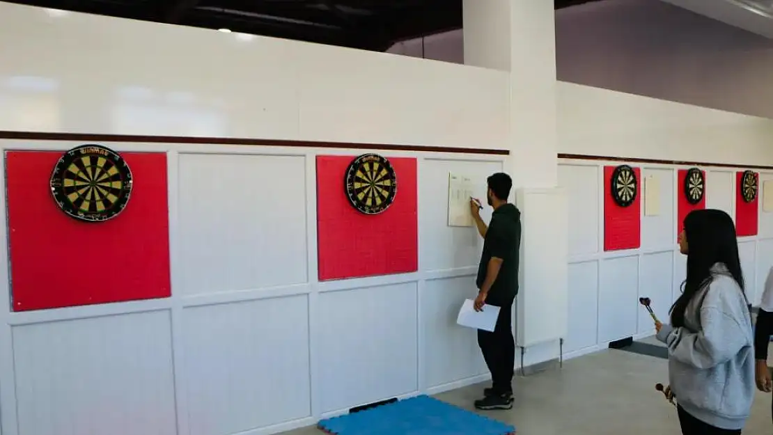 Siirt'te Dart Müsabakaları Başladı