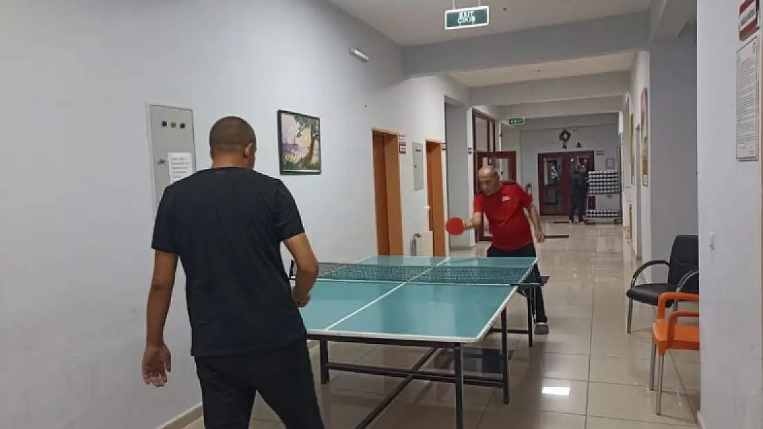 Siirt'te Engelli Bireylerin Tenis Maçı