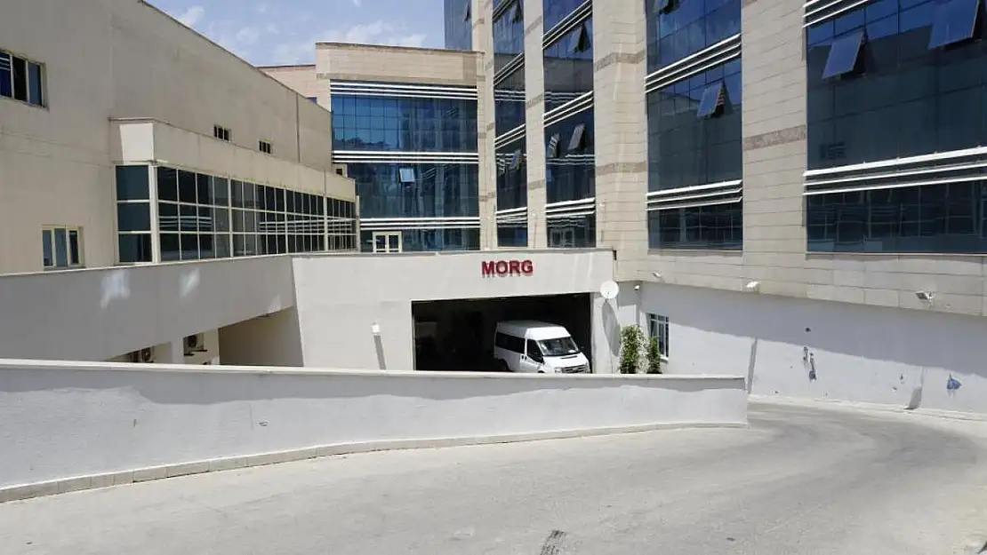 Siirt'te Geçtiğimiz Hafta Otomobil Çarpan 7 Yaşındaki Kız Çocuğu, Hayatını Kaybetti