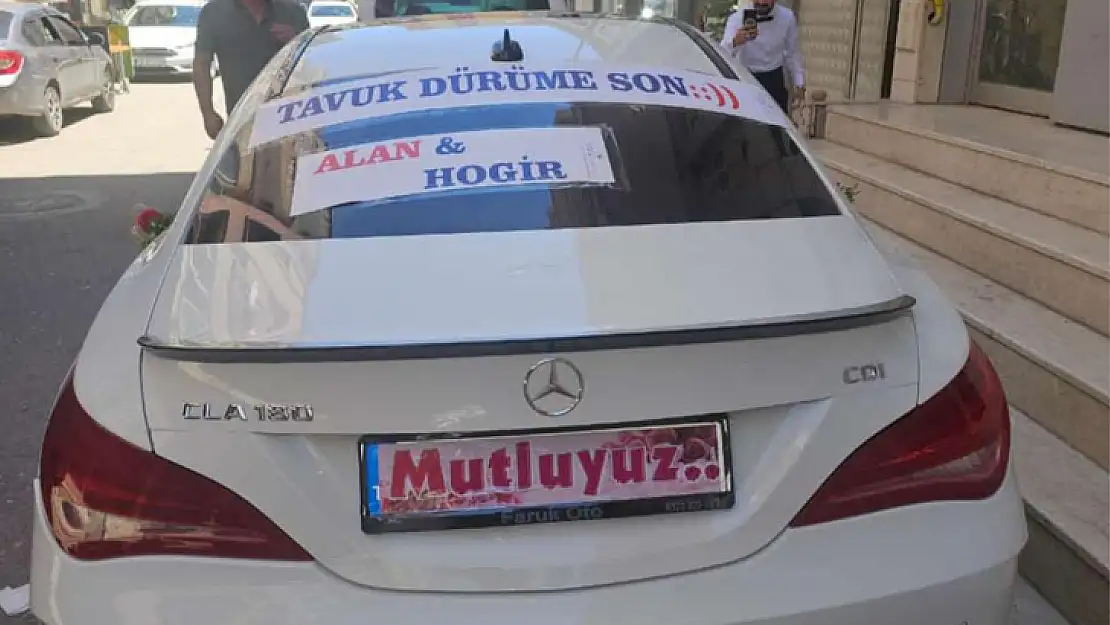 Siirt'te Gelin Arabasına Gülümseten Yazı