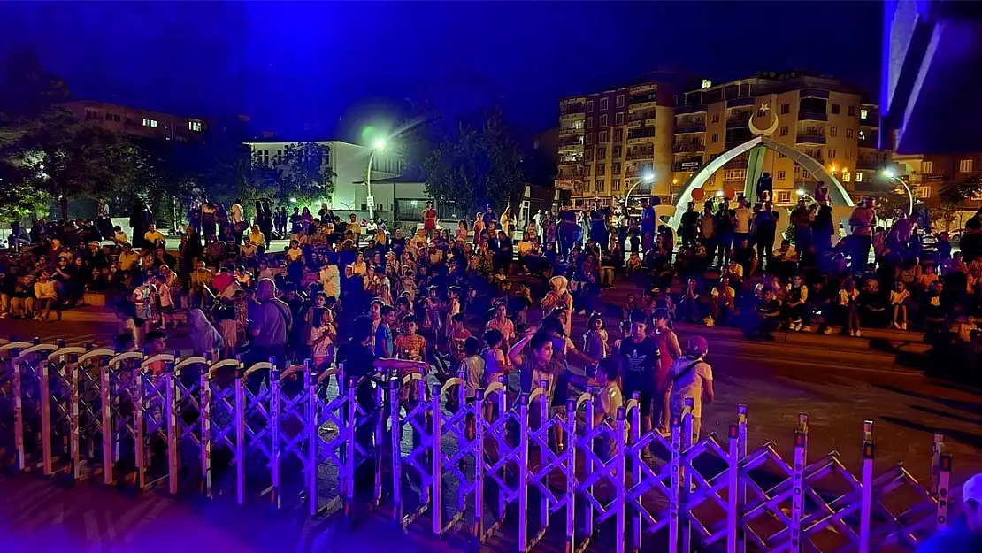 Siirt'te Gençlik ve Spor Festivalinden Renkli Sahneler