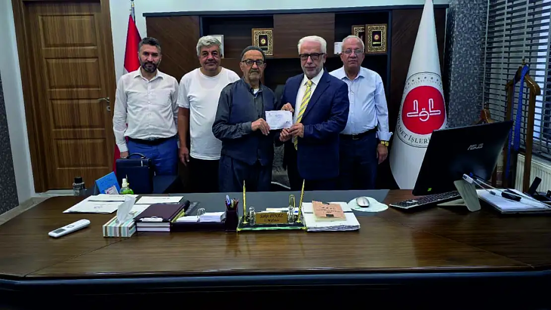 Siirt'te Hacı Ali Demir'den Örnek Bağış