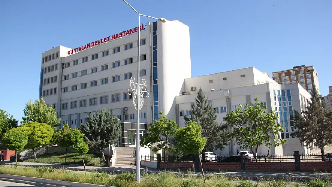Siirt'te Havuza Düşen Asmin Bebek, Yaşama Tutunamadı