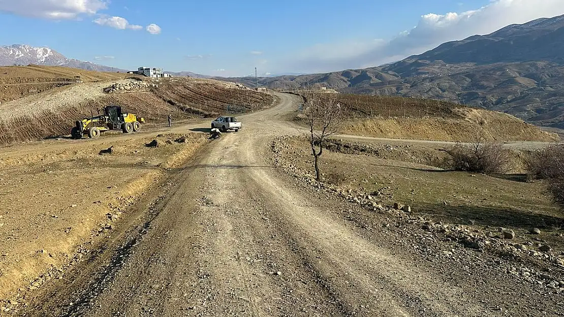 Siirt'te Köylere Yapılan Yatırımlar Sürüyor