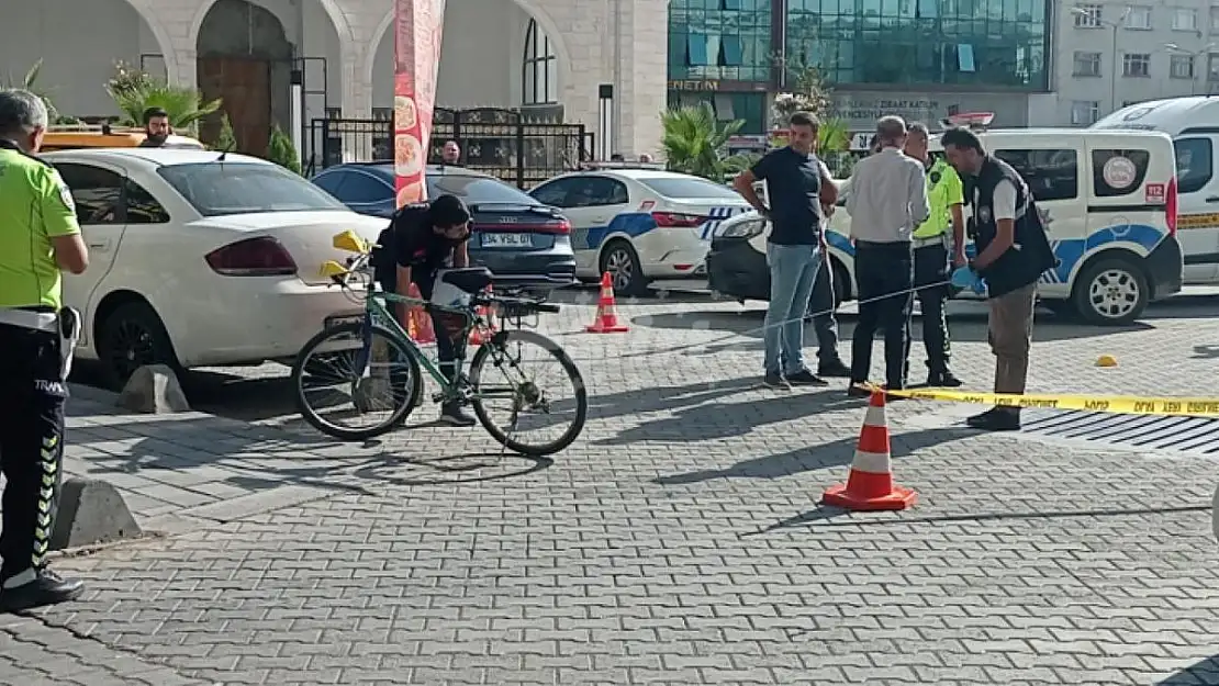 Siirt'te Mazgala Takılan Bisikletli, Yüzüstü Yere Çakıldı