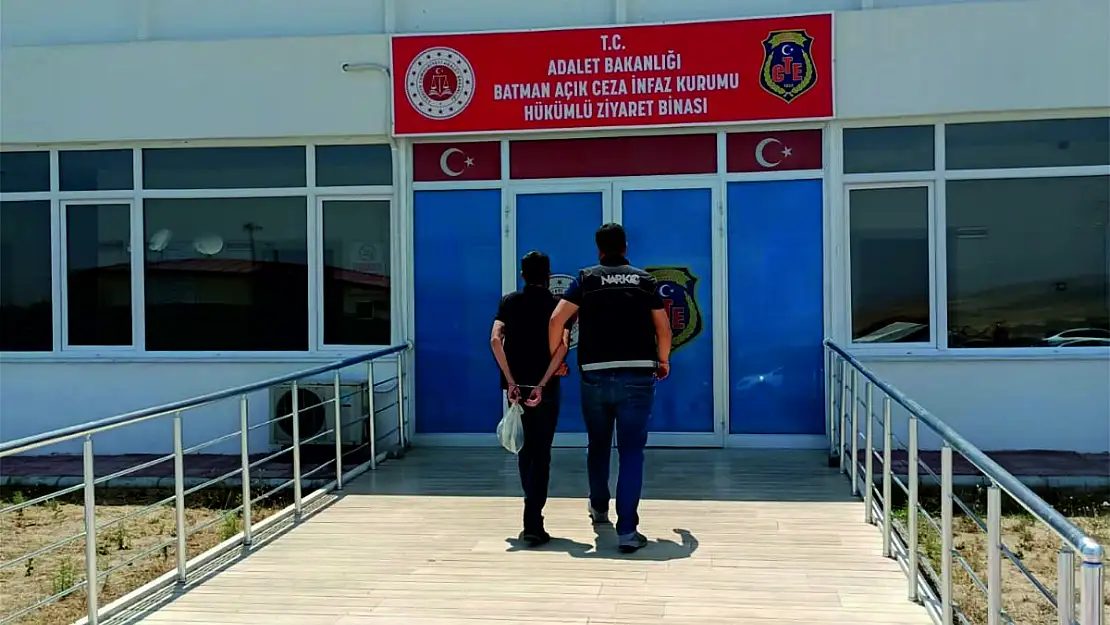 Siirt'te Narkotik Operasyonunda Aranan Zehir Taciri Tutuklandı