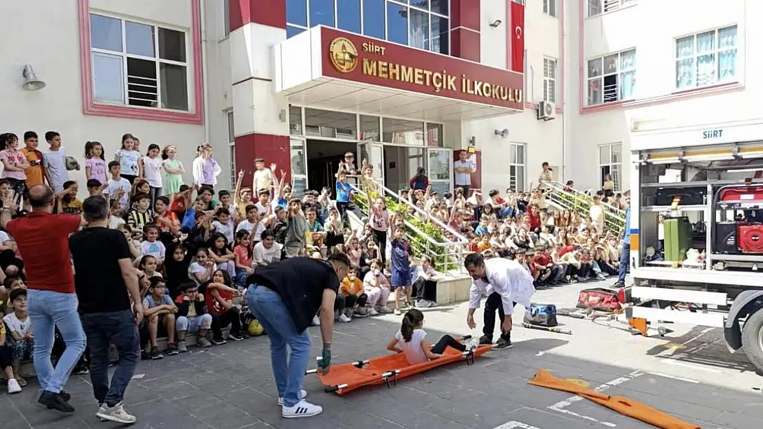 Siirt'te Öğrencilere Afet Farkındalık Eğitimi