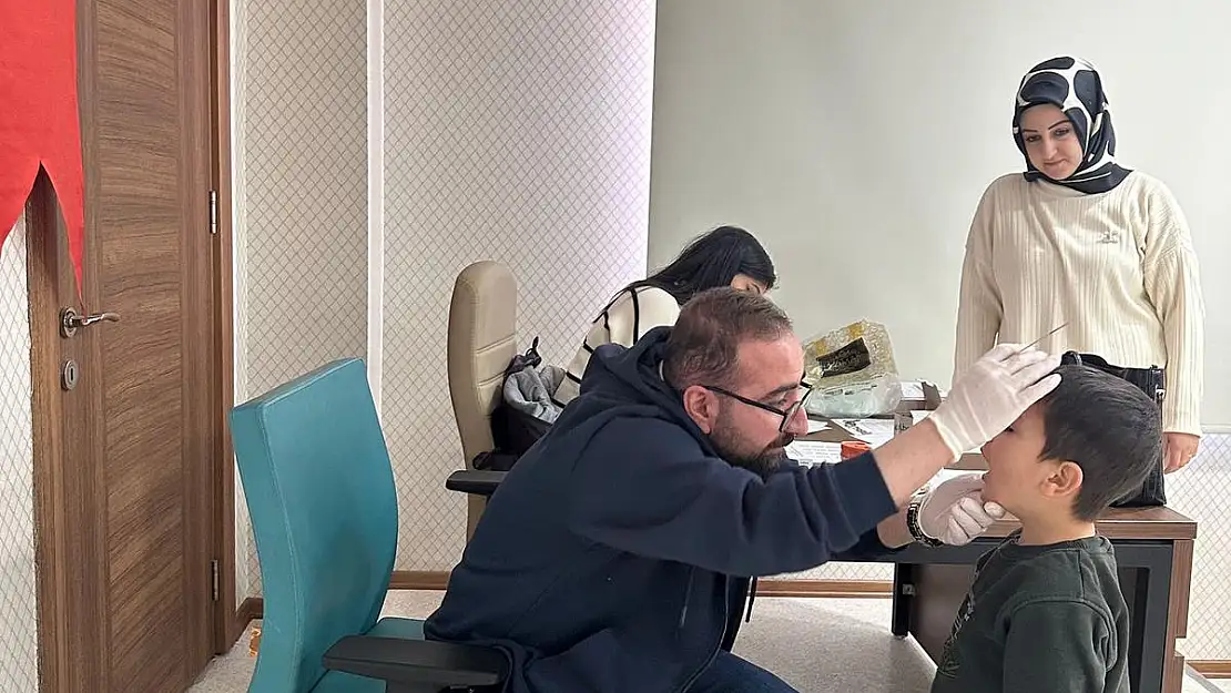 Siirt'te Öğrencilere Ağız ve Diş Bakımı