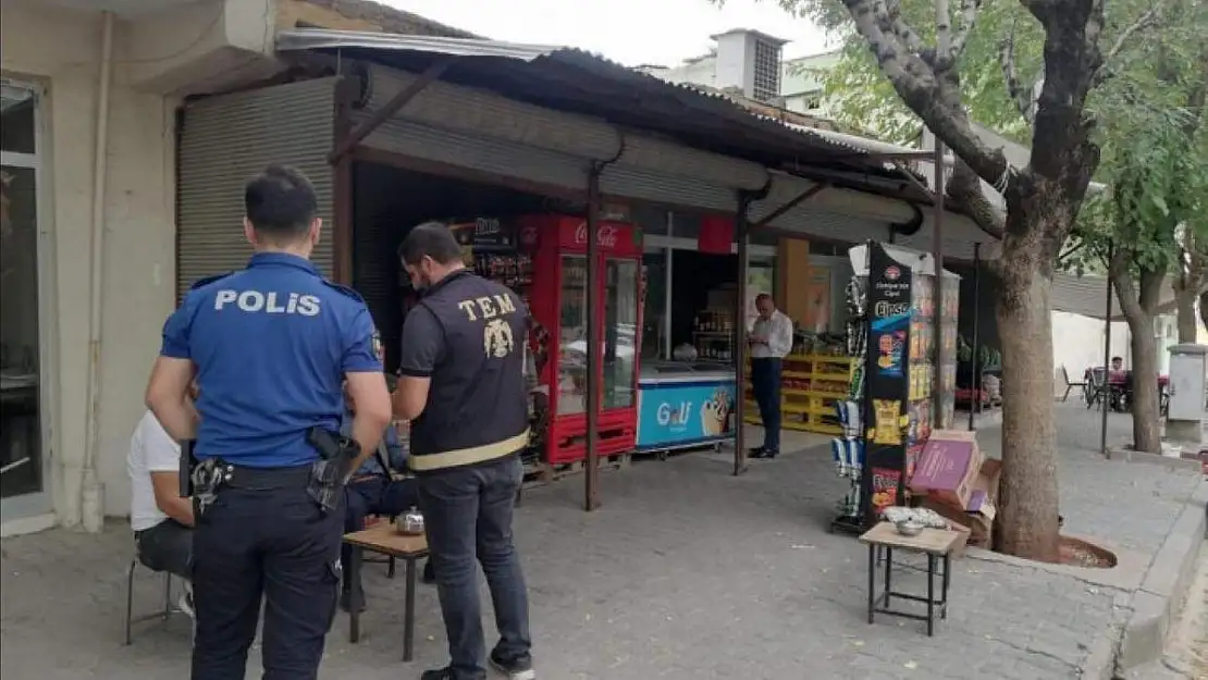 Siirt'te Okul Önlerinde Asayiş Uygulaması