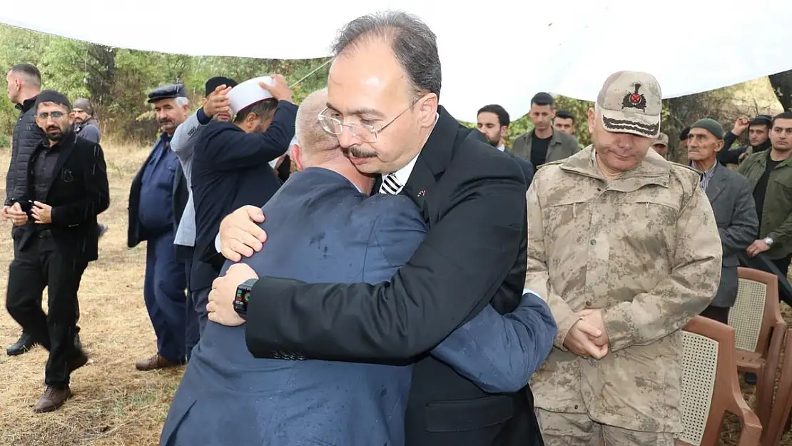 Siirt'te PKK'lı Teröristlerin Şirvan/Daltepe ve Kalkancık Köylerinde Katlettiği 37 Sivil Şehit Dualarla Anıldı