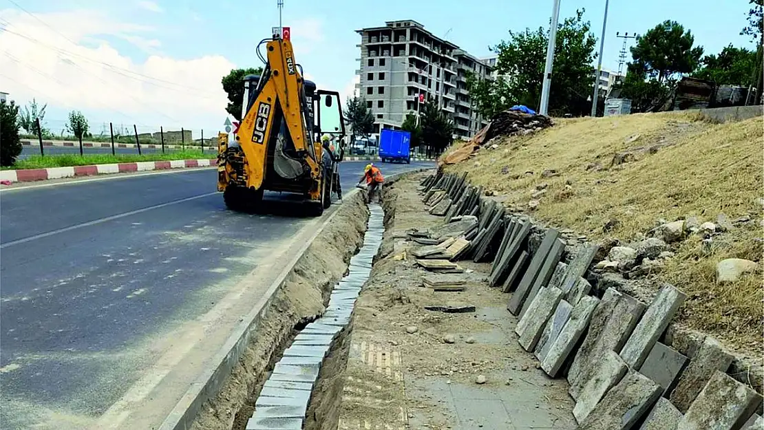 Siirt'te Rekor Başarı: Dicle Elektrik Yatırımlarıyla Kayıp Kaçak Oranı Yüzde 6'ya Düştü