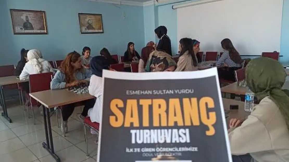 Siirt'te Satranç Turnuvası