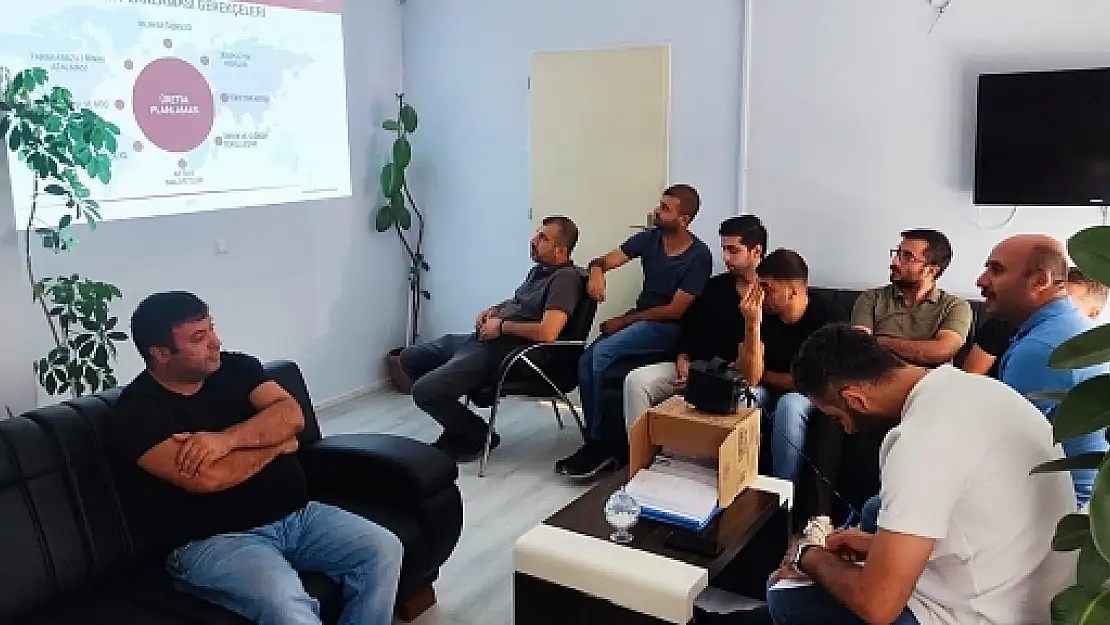 Siirt'te 'Tarımda Planlı Üretim ve Yeni Destekleme Modeli' Konularında Eğitim Verildi
