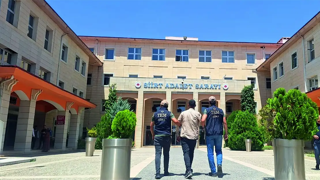 Siirt'te Terör Örgütüne Bilerek ve İsteyerek Yardım Etme Suçundan Aranan Şahıs Yakalandı