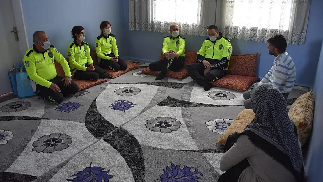 SİİRT'TE TRAFİK KAZASINDA YAŞAMINI YİTİREN VATANDAŞLARIMIZ UNUTULMADI