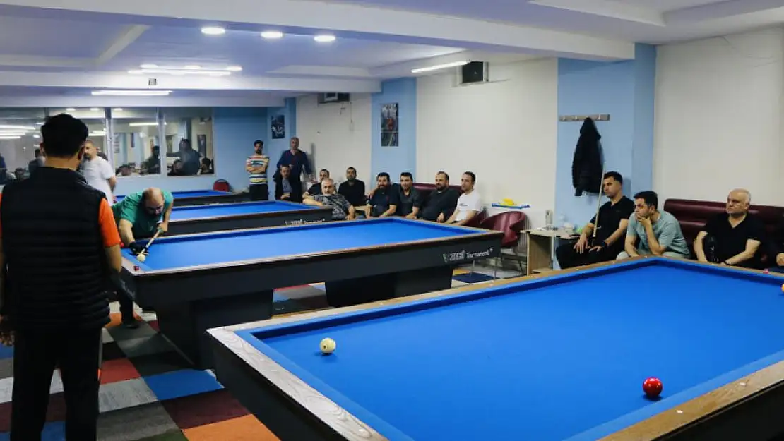 Siirt'te Üçbant Bölgesel Bilardo Turnuvası Düzenlendi!