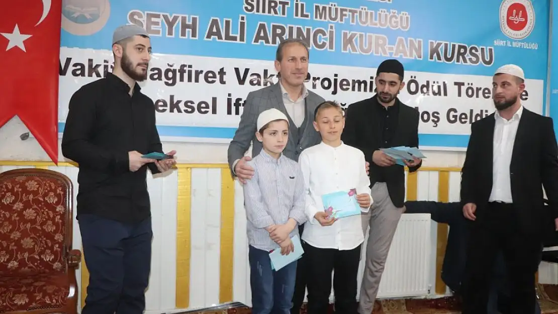 Siirt'te 'Vakit Mağfiret Vakti' Projesi Ödül Töreni ve Geleneksel İftar Programı