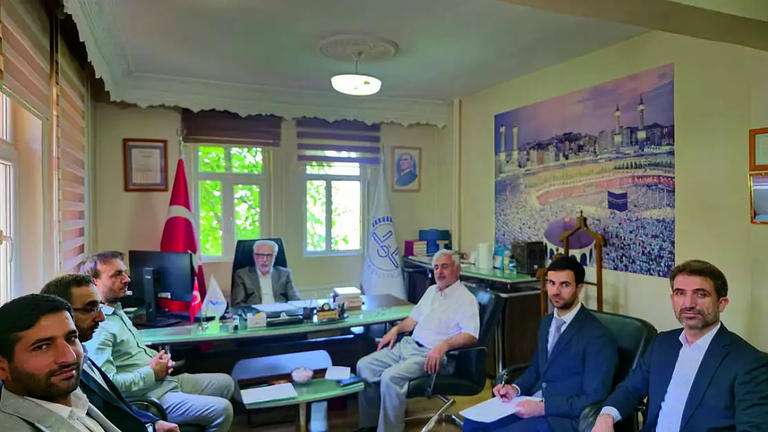Siirt'te Yaz Kur'an Kursları Öncesi İlçe Müftüleri Toplantısı Yapıldı