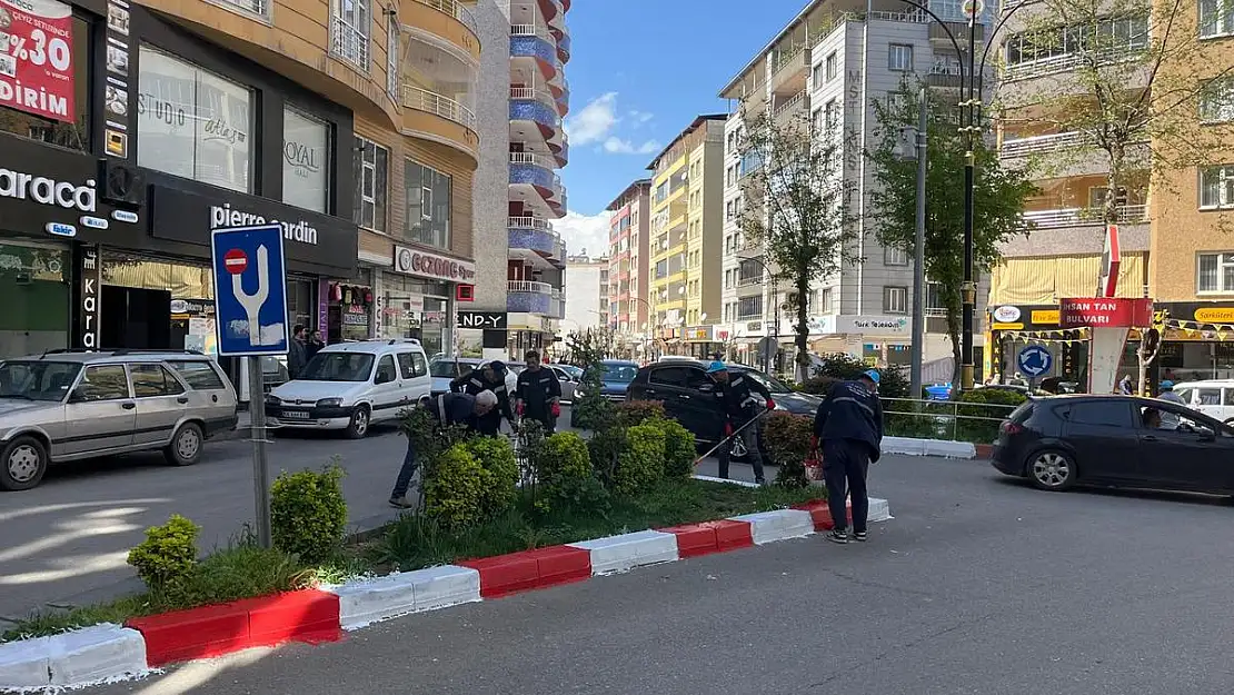 Siirt'te Yol Çalışmaları Hızlanıyor!
