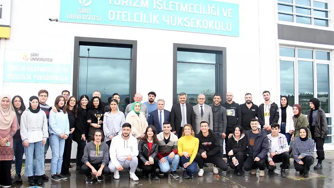Sivas'ta Yapılan Yemek Yarışmasında Öğrencilerimiz Türkiye Üçüncüsü Oldu.