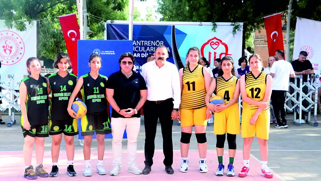 'Sokaklar Bizim 3x3' Basketbol Turnuvası