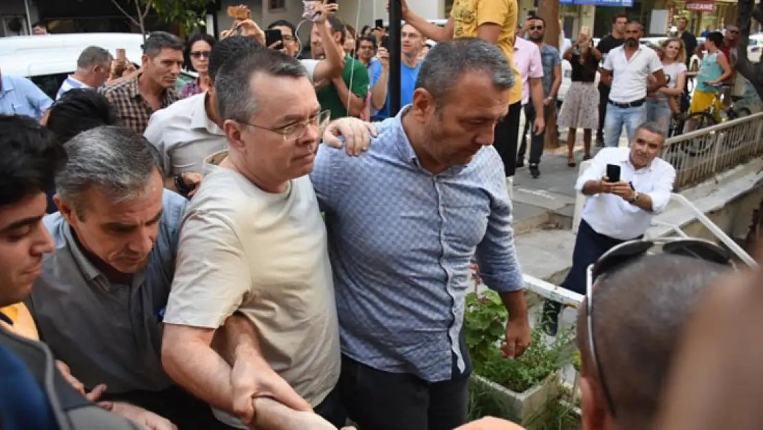 Tarafsız Hakimler Karar Verdi Ve Rahip Andrew Brunson Serbest Bırakıldı!!!