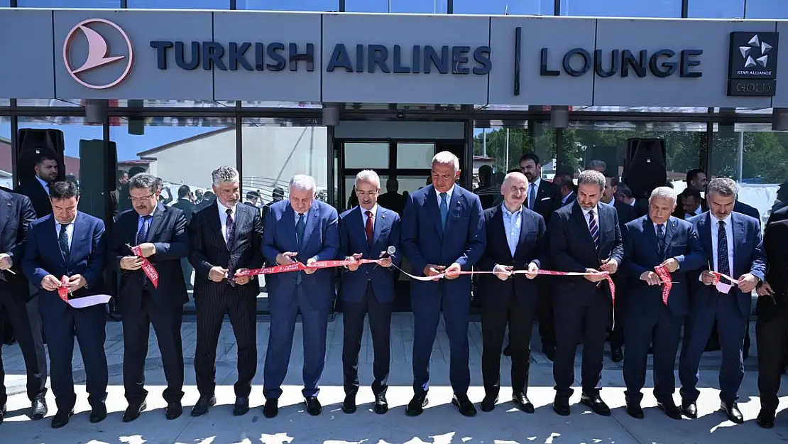 Trabzon Havalimanı Yeni Hizmet Binaları Açıldı