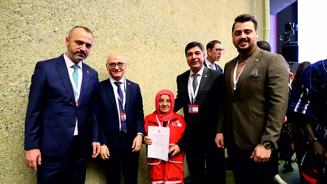 Türk Kızılay Engelsiz Birimi'ne Henry Davison Ödülü