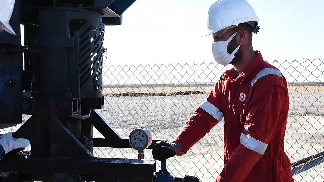 Türkiye'den Enerji Hamlesi: 57 Milyon Varillik Yeni Petrol Rezervi, Karadeniz Gazında İkinci Faz ve Nükleer Hedefler
