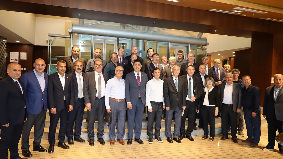 Türkiye'de Zeytinyağı Sektörünün Kaderini Tayin Eden 20 Kurumun Ortak Bildirisi 
