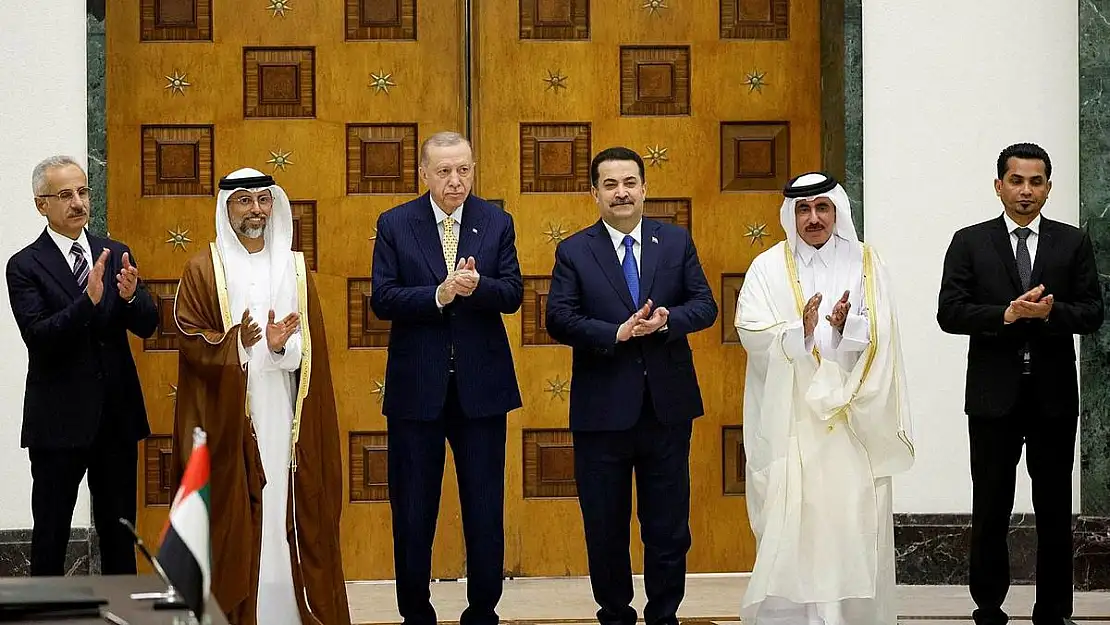 Ulaştırma ve  Altyapı Bakanı Uraloğlu: 'Kalkınma Yolu Ortak İşbirliği Mutabakatını İmzaladık'