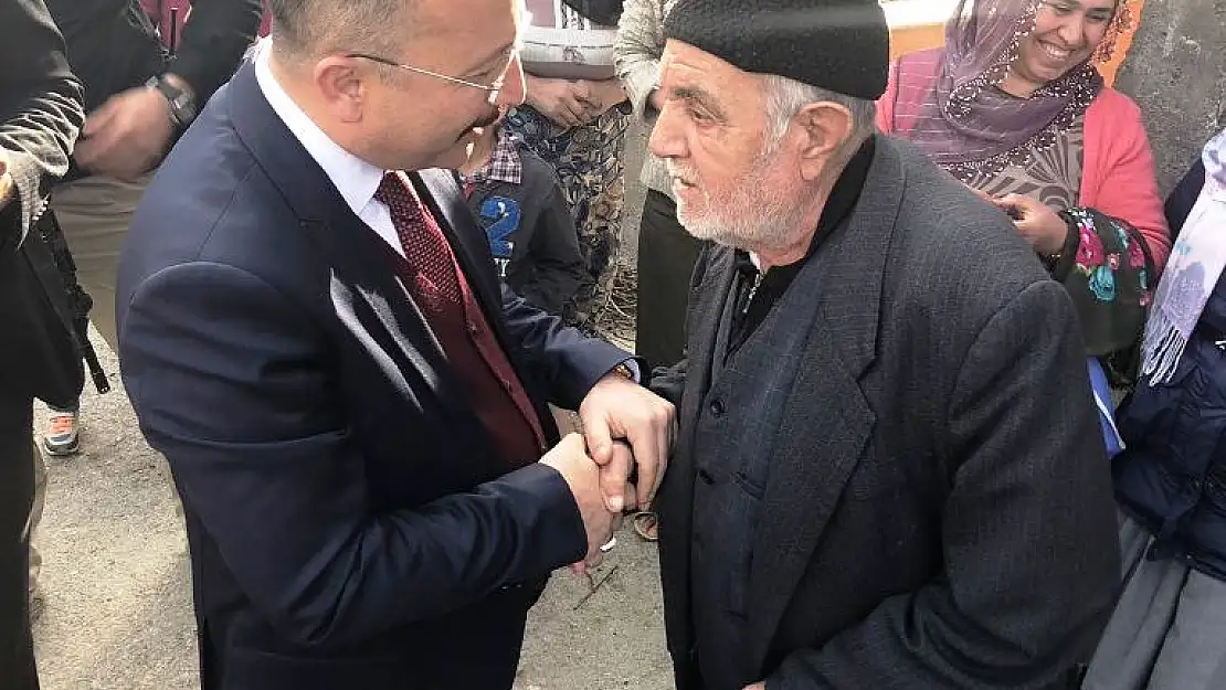 Vali Ali Fuat Atik, Barış Mahallesinde Vatandaşlarla Bir Araya Geldi