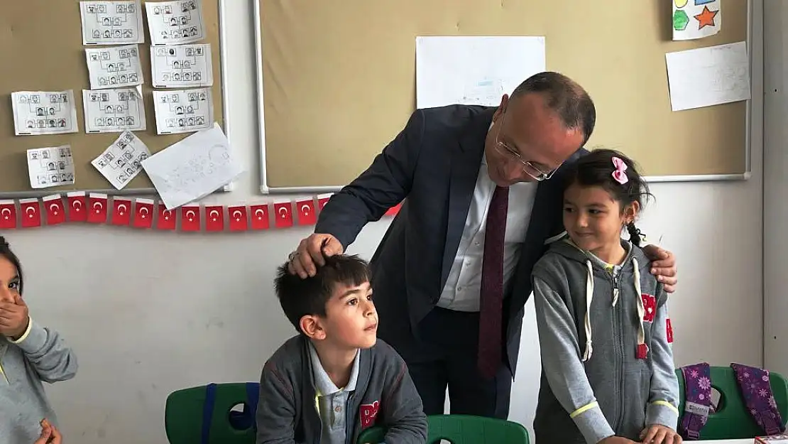 VALİ ALİ FUAT ATİK, EĞİTİM VE SAĞLIK KURUMLARINDA DENETİM VE İNCELEMELERDE BULUNDU