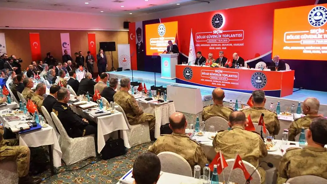 VALİ ALİ FUAT ATİK, SEÇİM BÖLGE GÜVENLİK TOPLANTISINA KATILDI